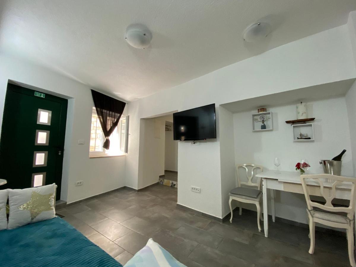 Apartment Papalina City Center Сплит Экстерьер фото