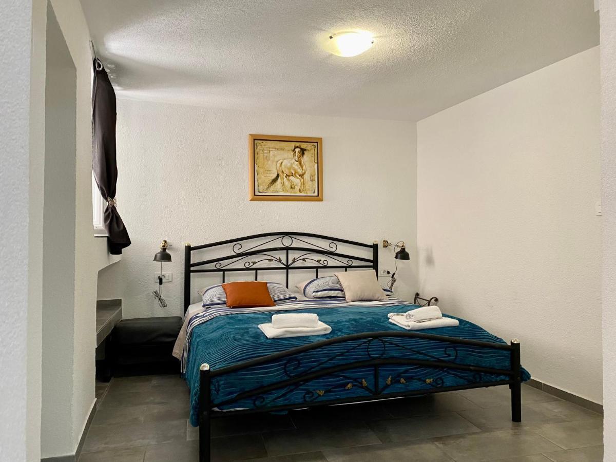 Apartment Papalina City Center Сплит Экстерьер фото